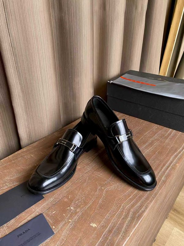 PRADA 남성 수입 송아지 가죽 구두 001-227568