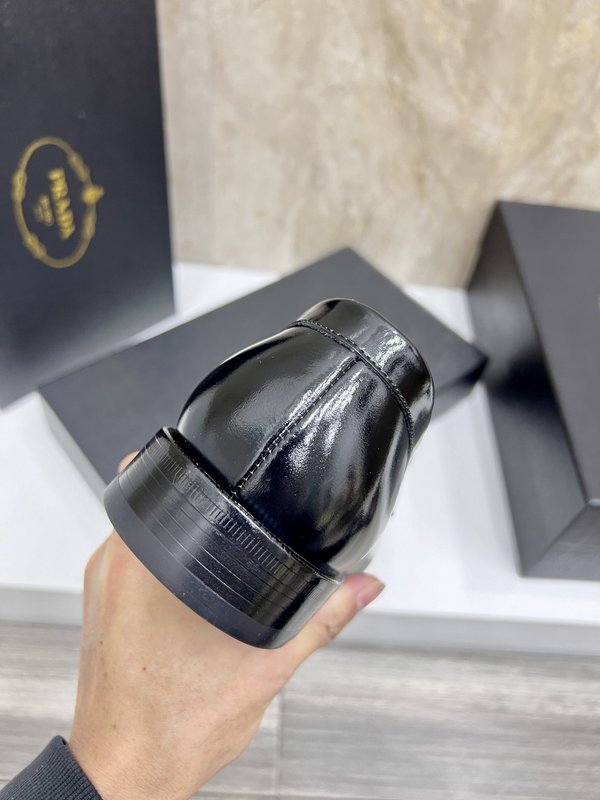 Prada 남성 비즈니스 로퍼 구두 001-227604