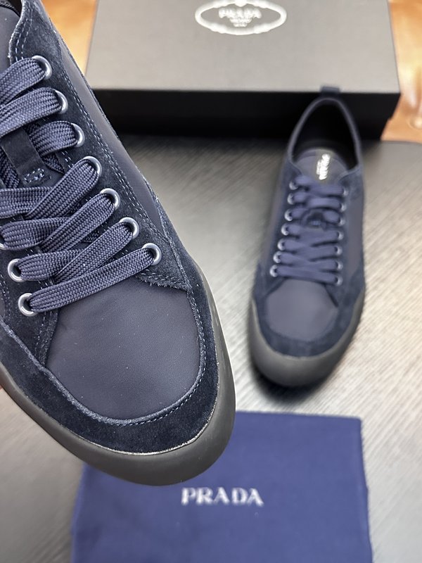 Prada 프라다 남성 나일론 운동화 001-227640