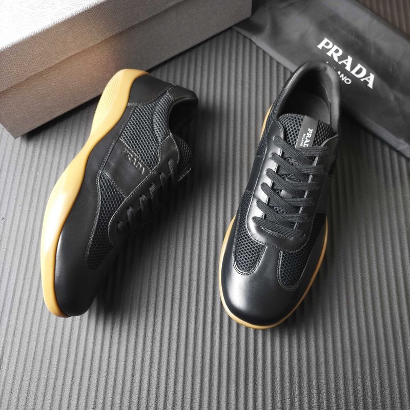 프라다 PRADA 클래식 캐주얼 운동화 001-227659
