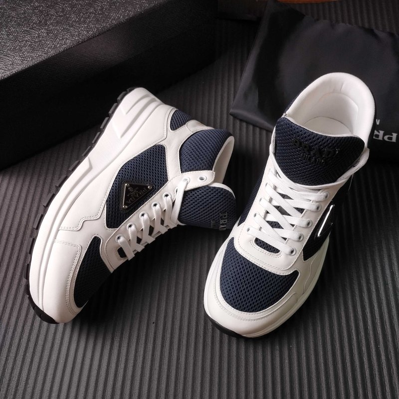 PRADA 네이비화이트 메쉬 운동화 001-227690