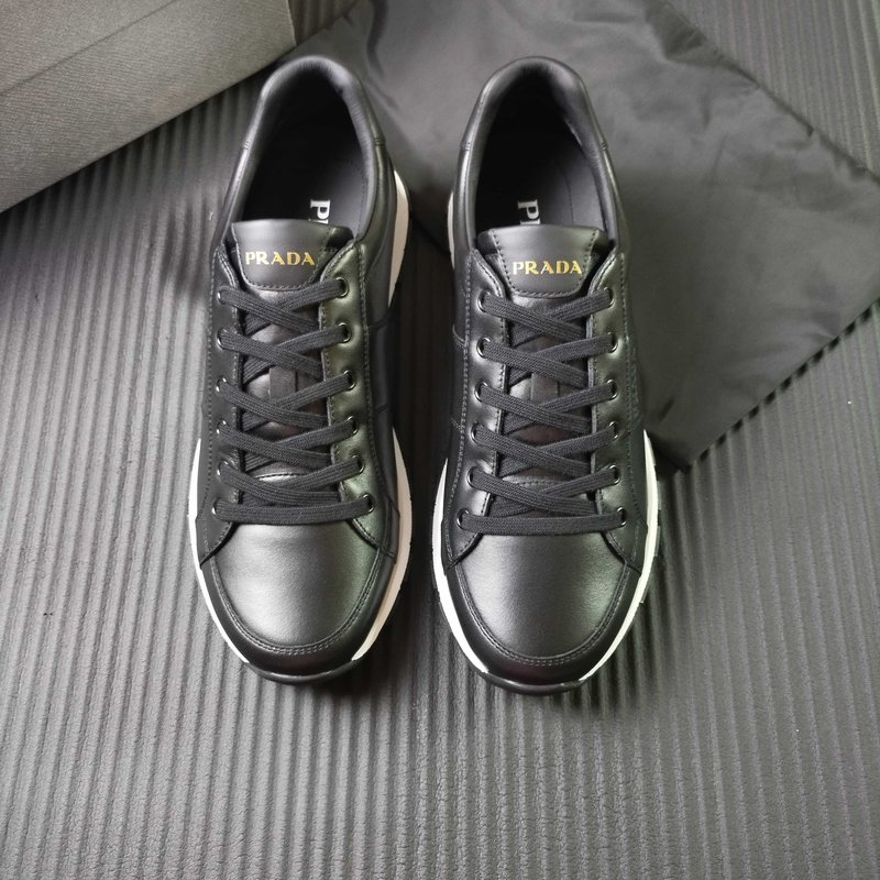 PRADA 블랙 캐주얼 스니커즈 001-227703