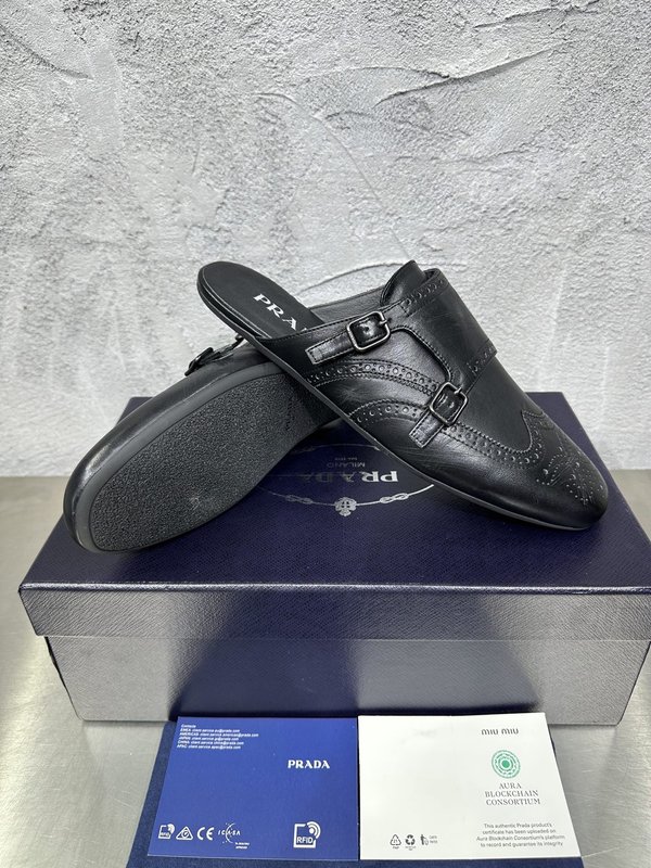 PRADA 남성 빈티지 가죽 태슬 뮬슈즈 001-227740
