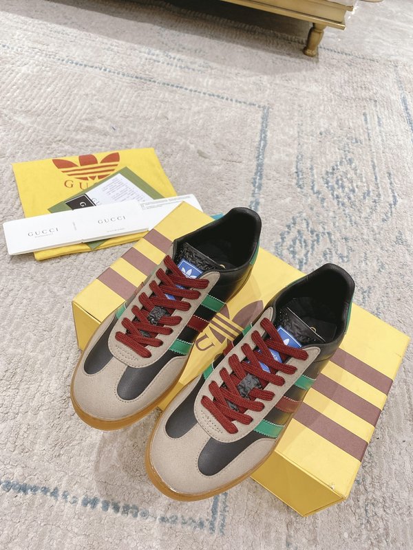 아디다스 x 구찌 Gazelle 커플 운동화 001-227781