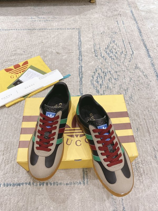 아디다스 x 구찌 Gazelle 커플 운동화 001-227781