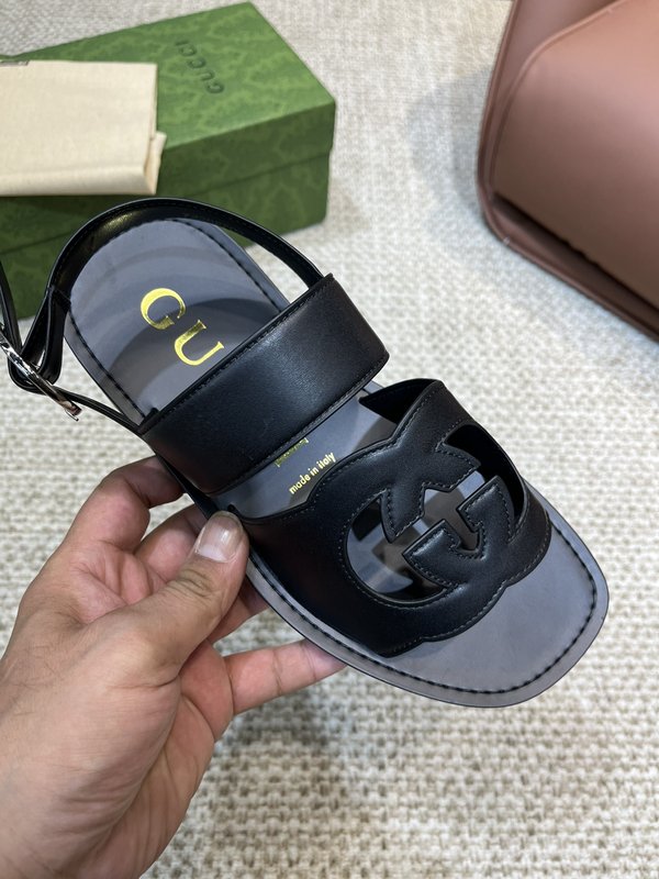GUCCI 여름 남성 소가죽 슬리퍼 001-227795