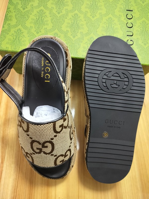 구찌 Gucci 신상 두꺼운 바닥 슬리퍼 001-227823