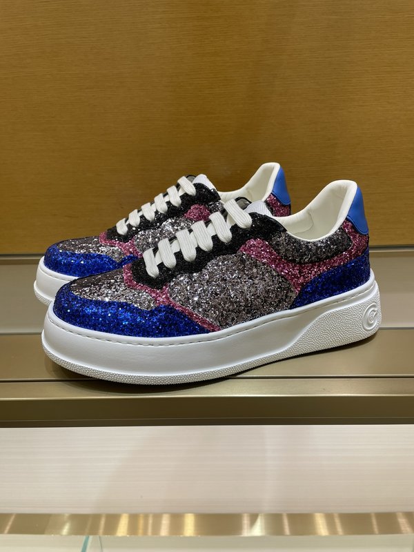 GUCCI 구찌 커플 가죽 스니커즈 001-227824