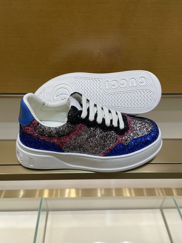 GUCCI 구찌 커플 가죽 스니커즈 001-227824