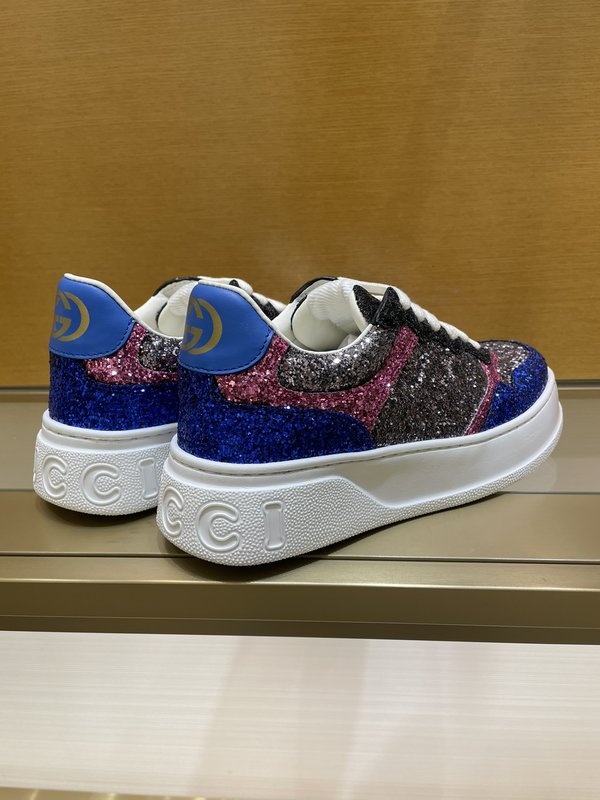 GUCCI 구찌 커플 가죽 스니커즈 001-227824