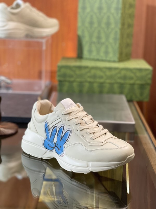 Gucci 구치 2023 토끼 한정판 Rhyton 운동 001-227829