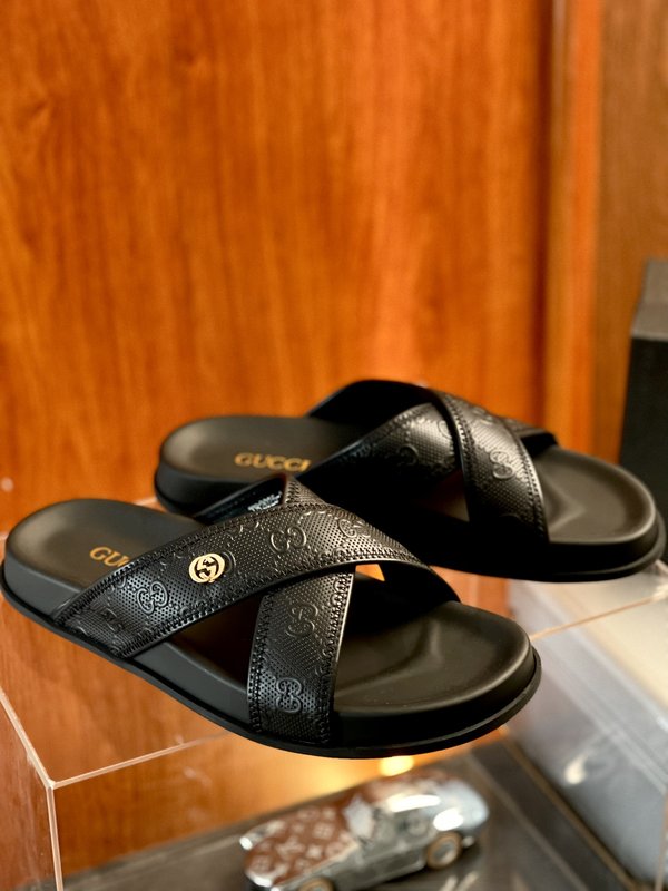 Gucci 구치 남성용 두꺼운 바닥 가죽 샌들 슬리퍼 001-227832