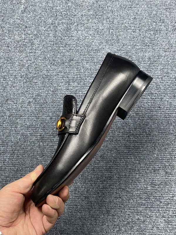 구찌 Gucci 하이엔드 수제 가죽 구두 001-227896