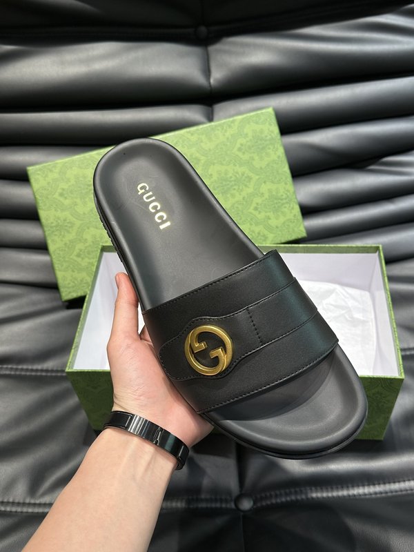 Gucci 남성 여름 소가죽 슬리퍼 001-227902