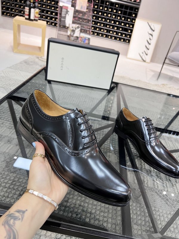 Gucci 구치 남성 가죽 구두 001-227921