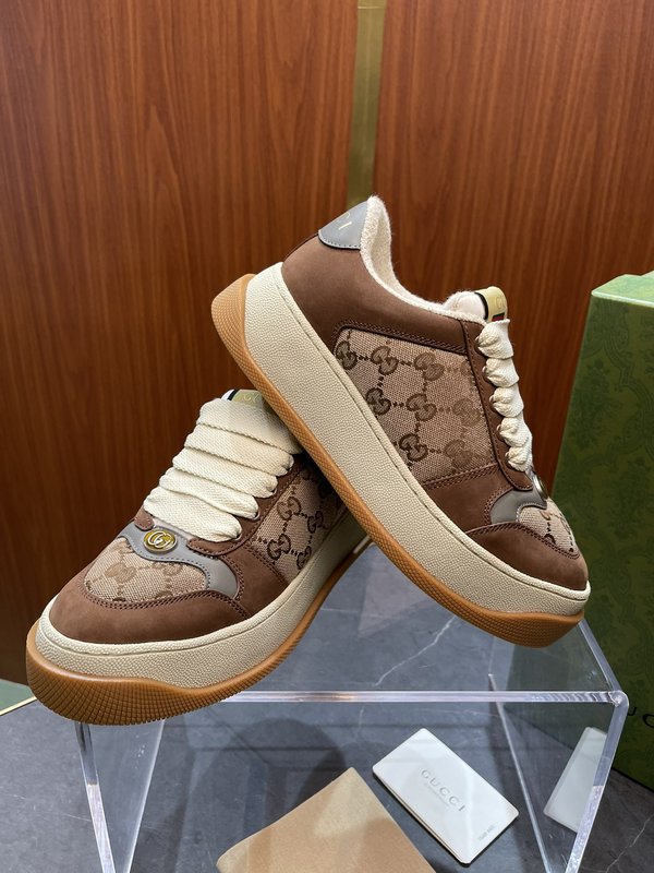 GUCCI Screener 두꺼운 밑창 패디 슈즈 001-227922