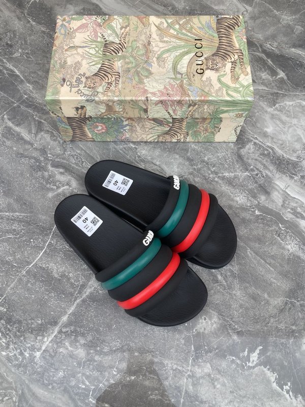 GUCCI 남성 GG 패턴 슬리퍼 001-227924
