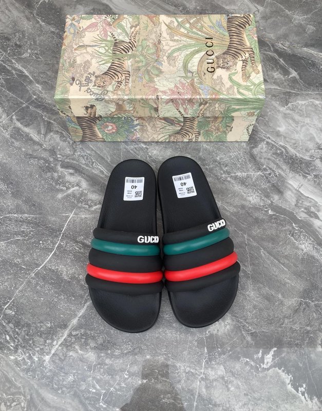 GUCCI 남성 GG 패턴 슬리퍼 001-227924