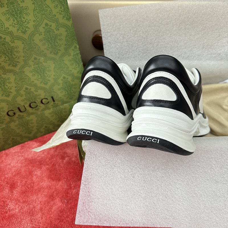 Gucci Run 5D 프린팅 레더 런닝화 001-227928