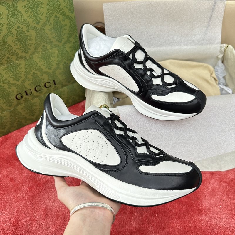 Gucci Run 5D 프린팅 레더 런닝화 001-227928