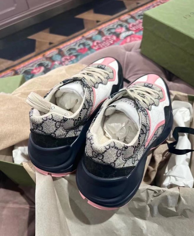 Gucci SS23 토끼 한정판 대디슈즈 001-227929