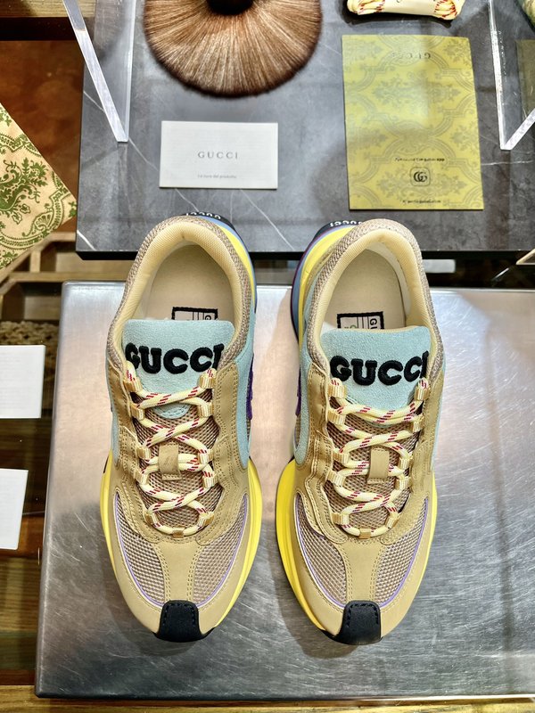 Gucci Run 커플 운동화 2023 년 신상 001-227946