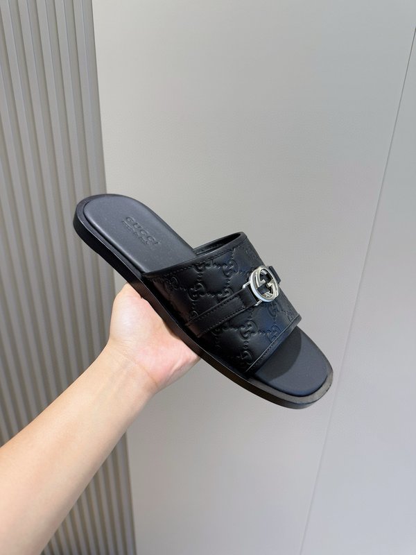 구찌男士 인터로킹 G 슬라이드 001-227958