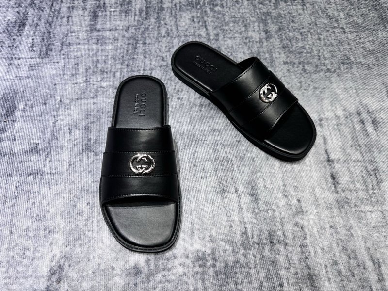 구찌 Gucci 블랙 슬리퍼 001-228013