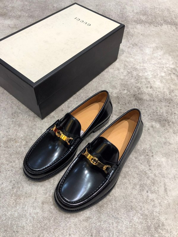 Gucci 신상 소가죽 개변주 로퍼 001-228047