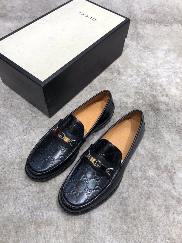 Gucci 신상 카운터 동기 가죽 로퍼 001-228048