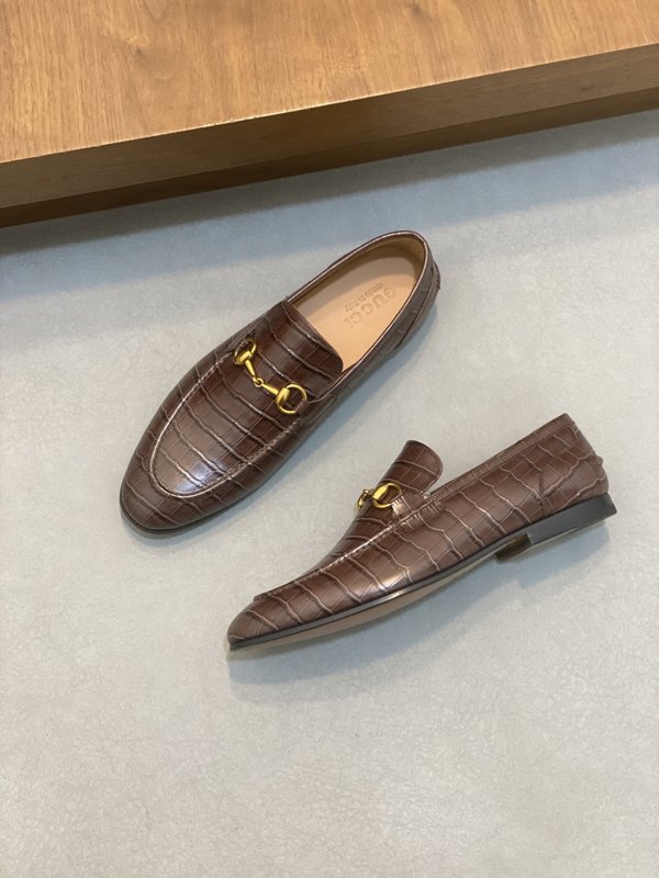 GUCCI 구찌 오리지널 가죽 바닥 로퍼 001-228056