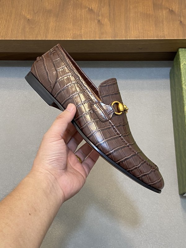 GUCCI 구찌 오리지널 가죽 바닥 로퍼 001-228056