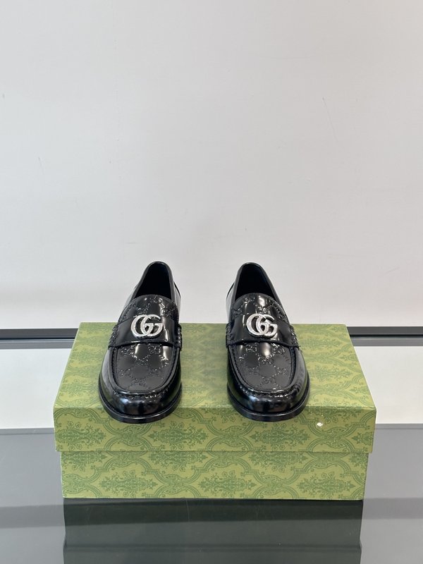 Gucci 남성 수입 가죽 캐주얼 구두 001-228125