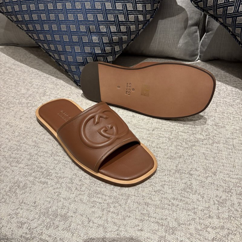 GUCCI 전체 가죽 슬라이드 샌들 001-228164