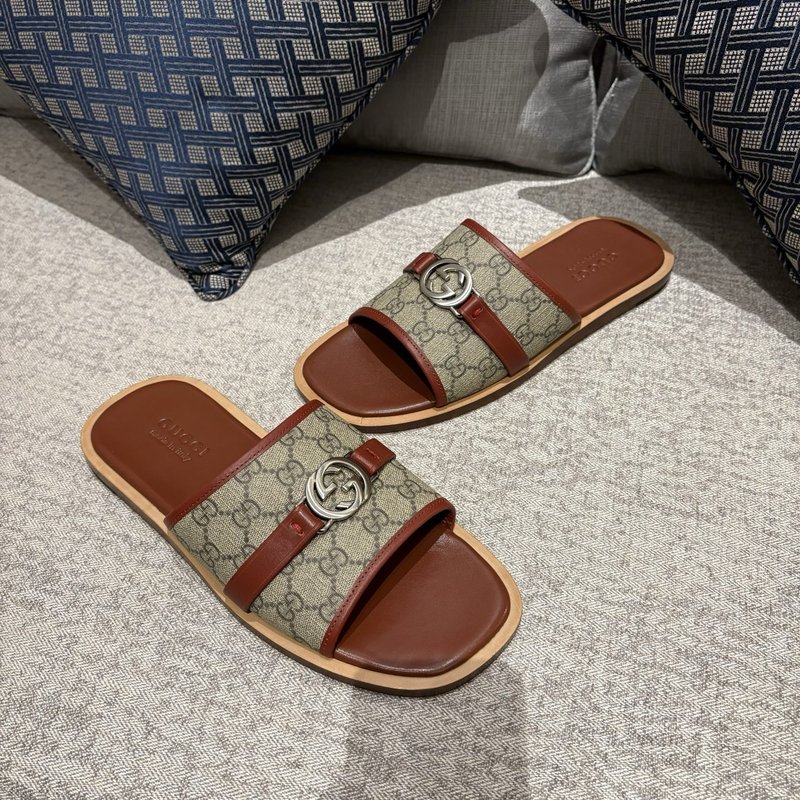 GUCCI 클래식 슬라이드 샌들 가죽 바닥 001-228167