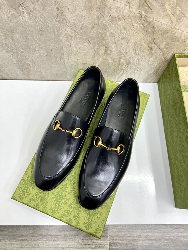 GUCCI 더블 G 스트랩 가죽 로퍼 001-228199
