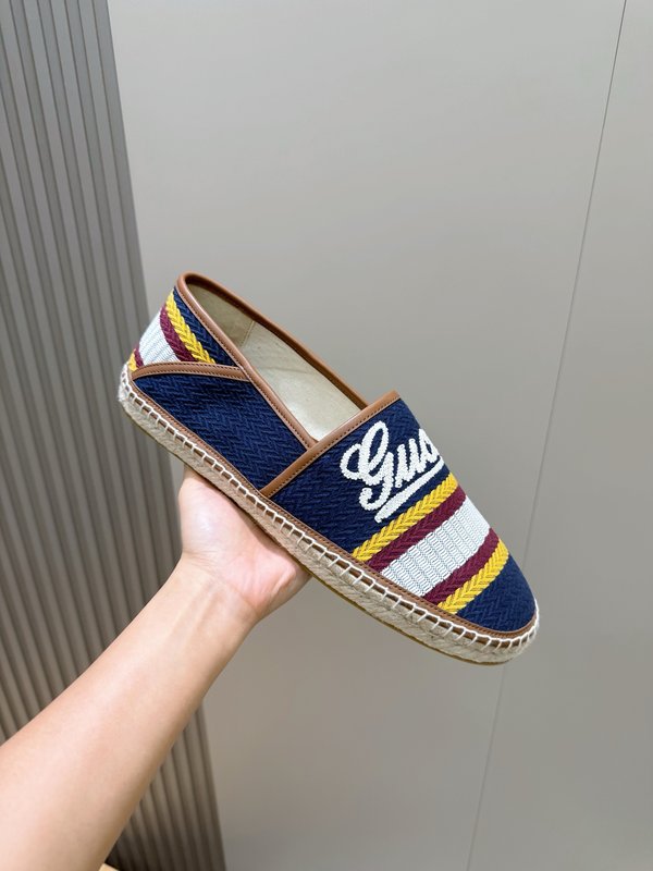 GUCCI 이탈리아 수입 스웨이드 어부신 001-228206