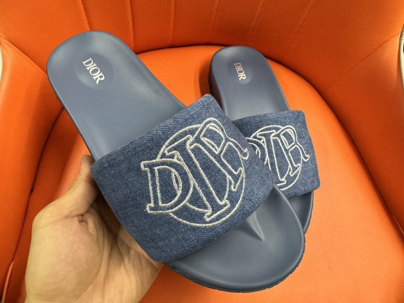 DIOR 디올 신규 자수 슬리퍼 001-228349
