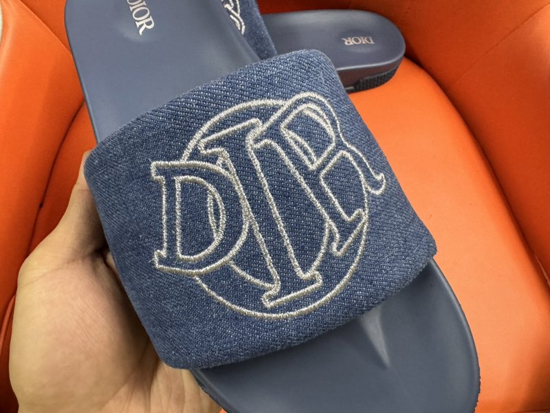 DIOR 디올 신규 자수 슬리퍼 001-228349