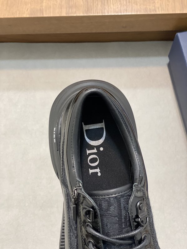 Dior 디올르 이탈리아 소가죽 프린트 캐주얼슈즈 001-228389