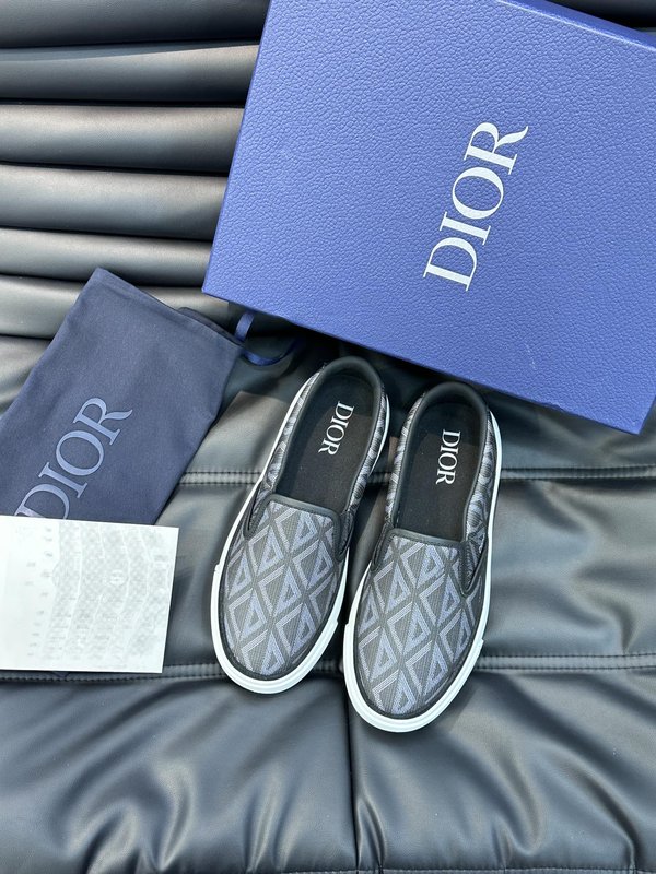 Dior 로우톱 캐주얼 로퍼 스니커즈 001-228403