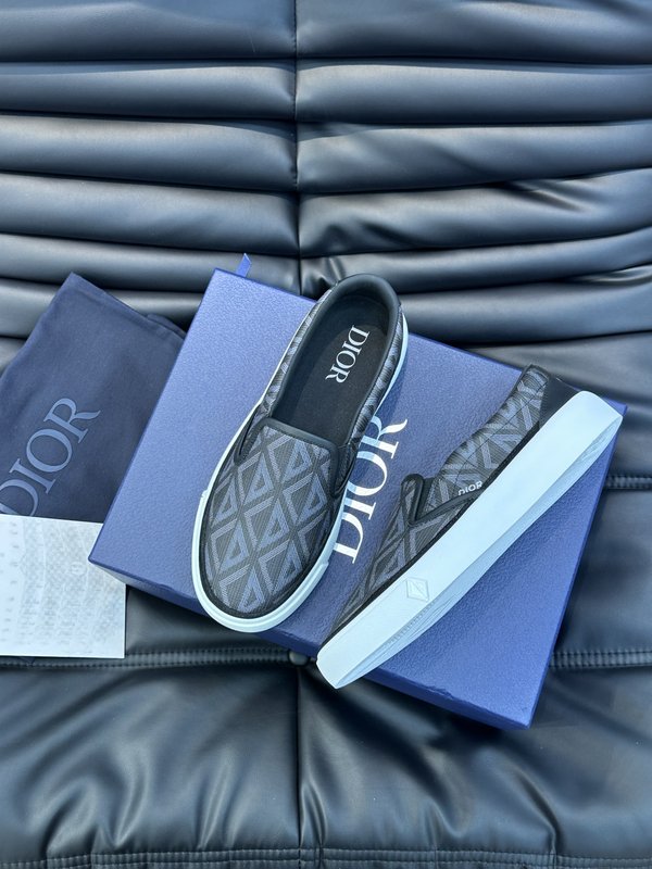 Dior 로우톱 캐주얼 로퍼 스니커즈 001-228403