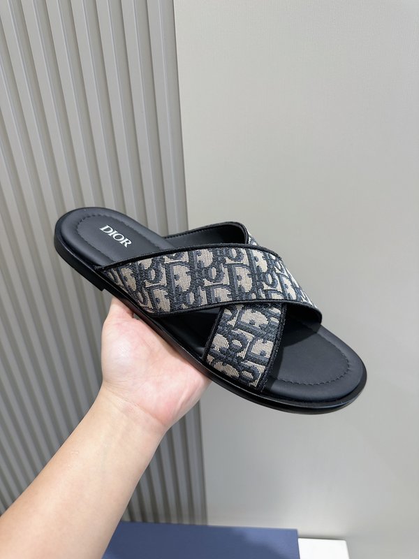 Dior Alias 남성 교차 스트랩 가죽 슬리퍼 001-228460