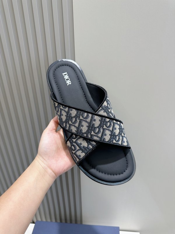 Dior Alias 남성 교차 스트랩 가죽 슬리퍼 001-228460