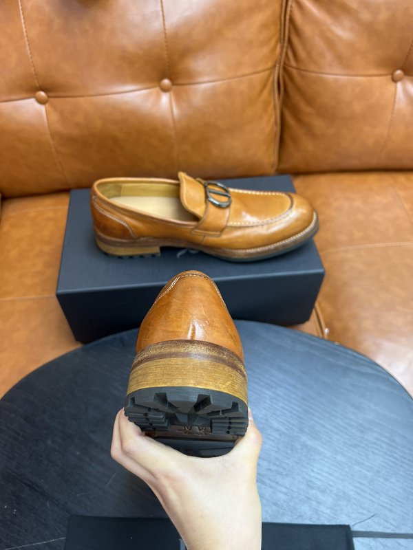 Dior 디올 레이스업 조각상 워시드 가죽 구두 001-228497