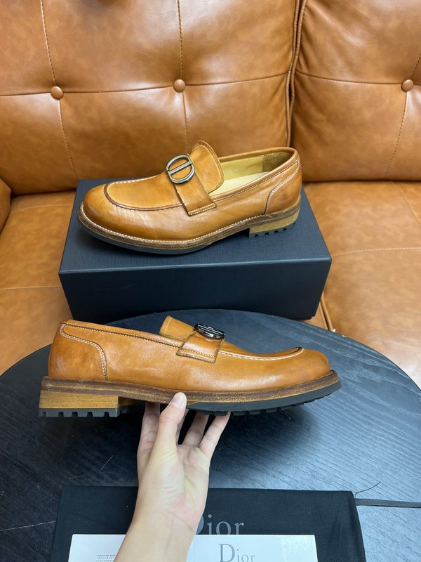 Dior 디올 레이스업 조각상 워시드 가죽 구두 001-228497