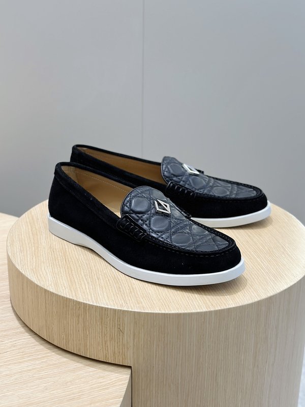 Dior Granville 남성 스웨이드 로퍼 001-228502