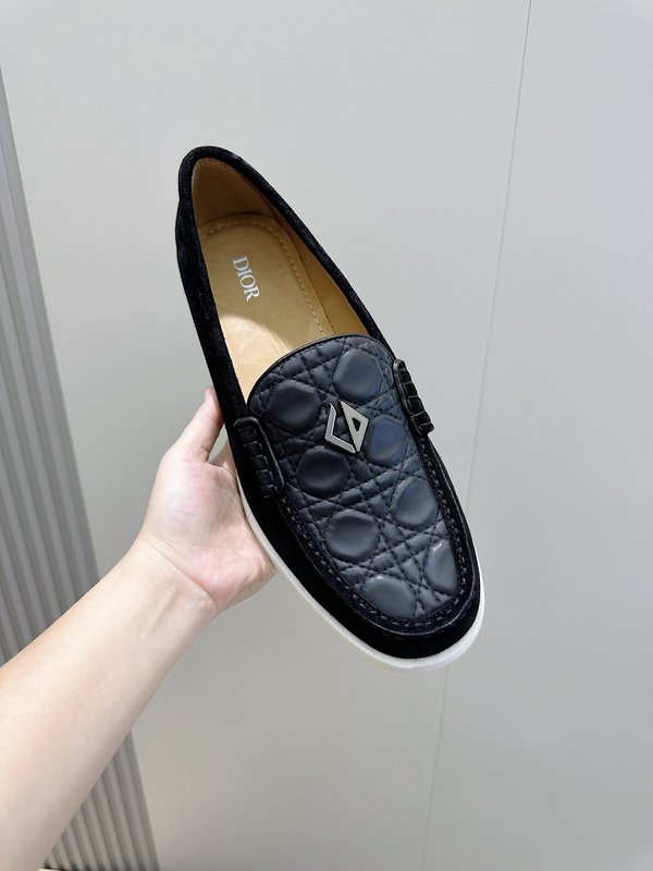 Dior Granville 남성 스웨이드 로퍼 001-228502