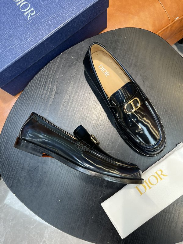 Dior 디올르 남성 광택 소가죽 구두 001-228504