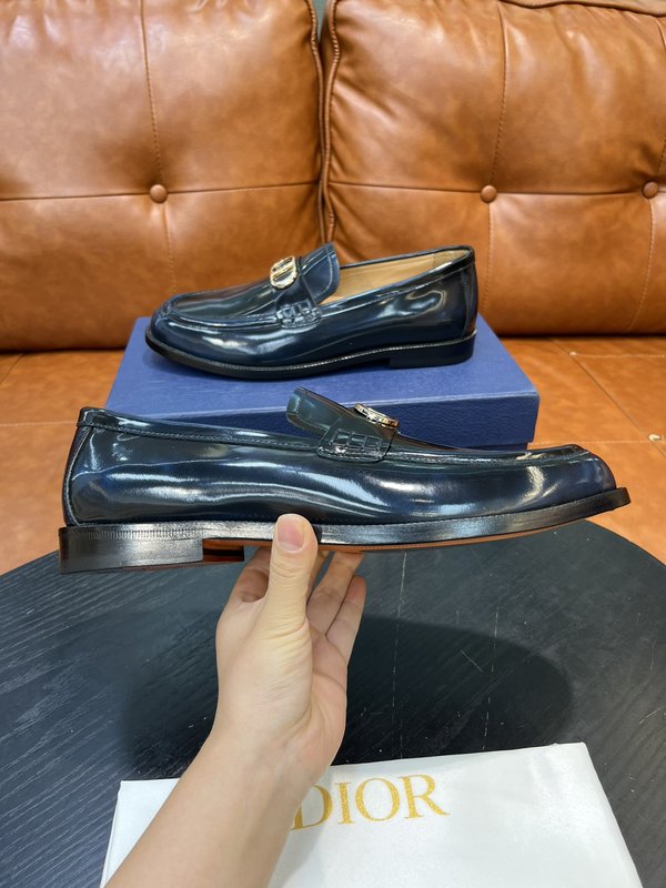 Dior 디올르 남성 광택 소가죽 구두 001-228504